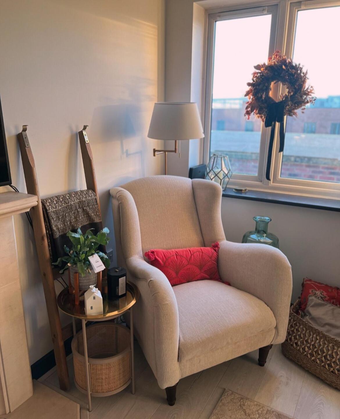 Luxury 2 Bedroom Penthouse In The Of Dreaming Spires, Walking Distance To Hospitals *